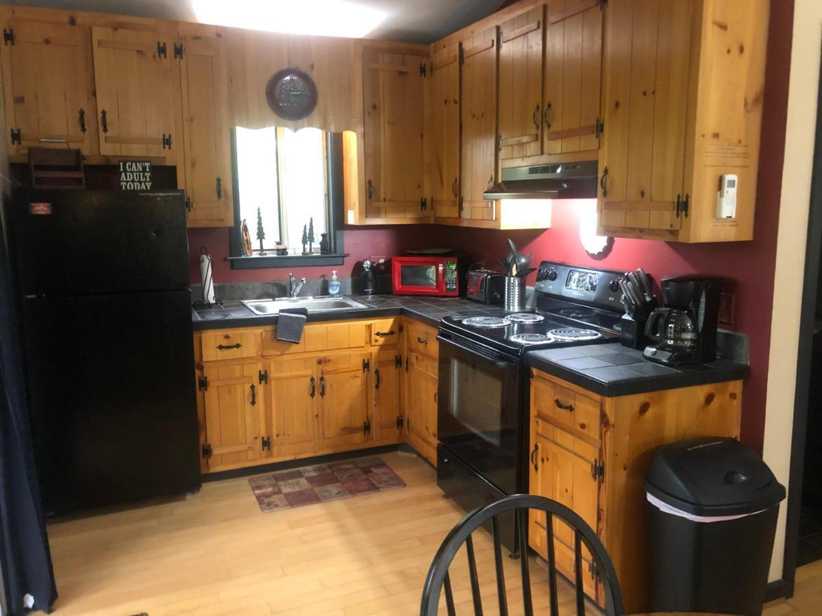 Mountain-Top Cabin Get-Away With Hot Tub And A View Sautee Nacoochee Екстериор снимка